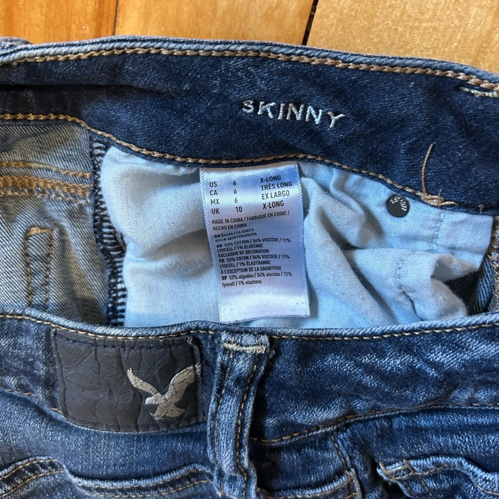 American Eagle women’s size 6 X-Long skinny jeans - Picture 4 of 4